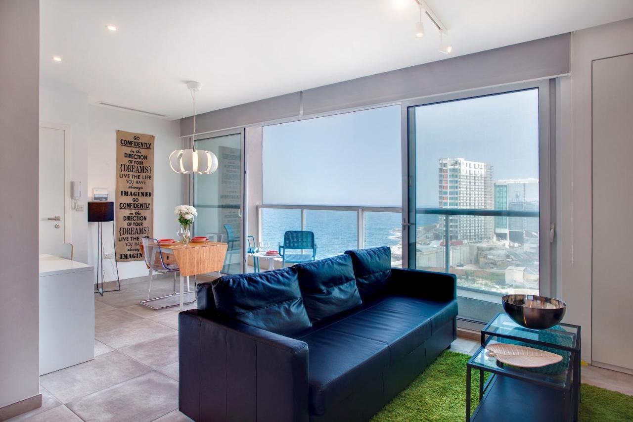 Modern Seaview Apartment In A Prime Location Sliema Dış mekan fotoğraf